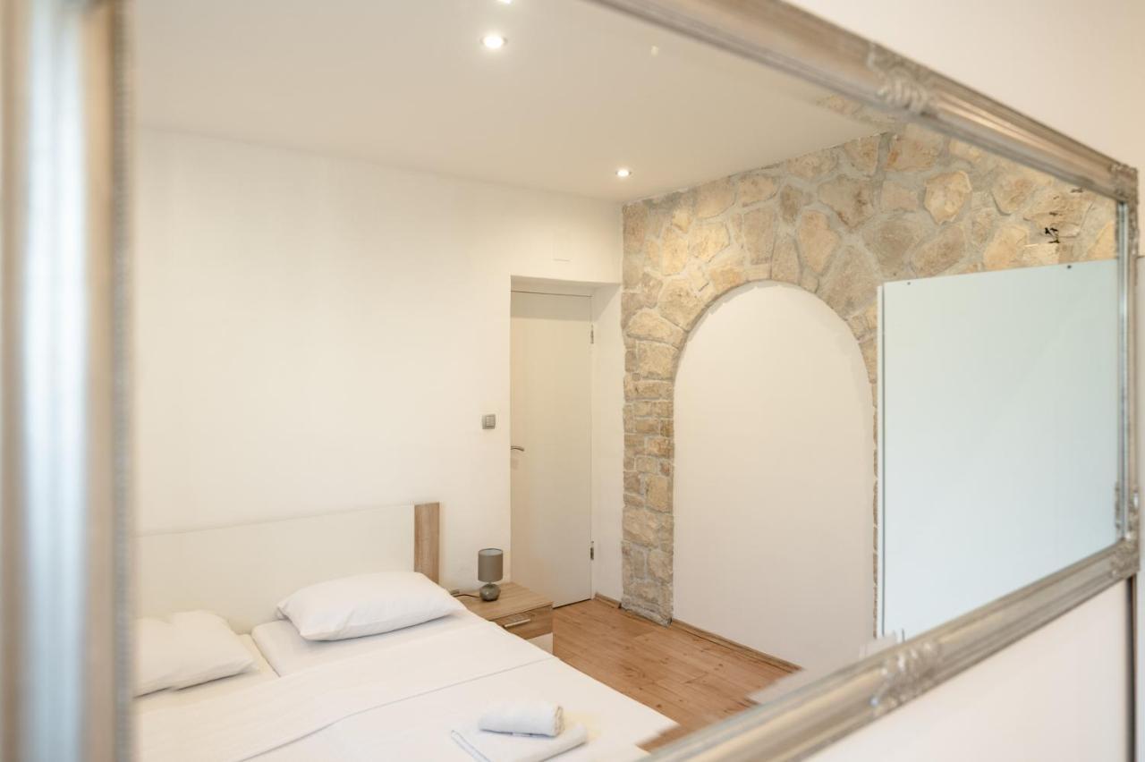 Apartments M Kožino エクステリア 写真