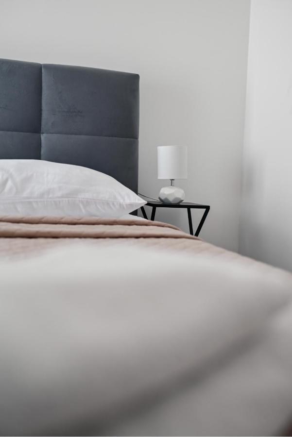 Apartments M Kožino エクステリア 写真