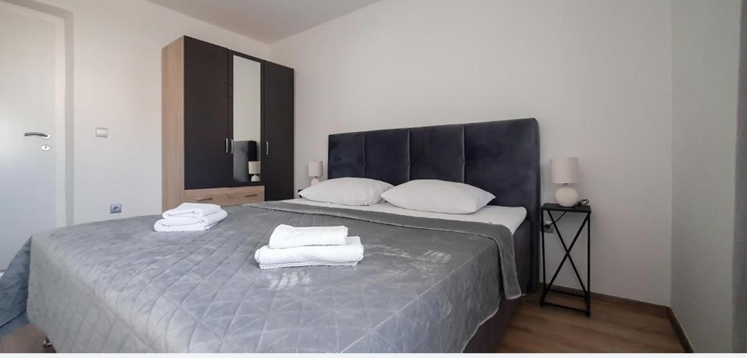 Apartments M Kožino エクステリア 写真