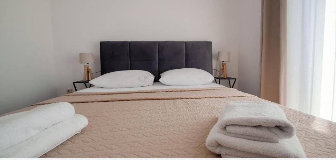 Apartments M Kožino エクステリア 写真